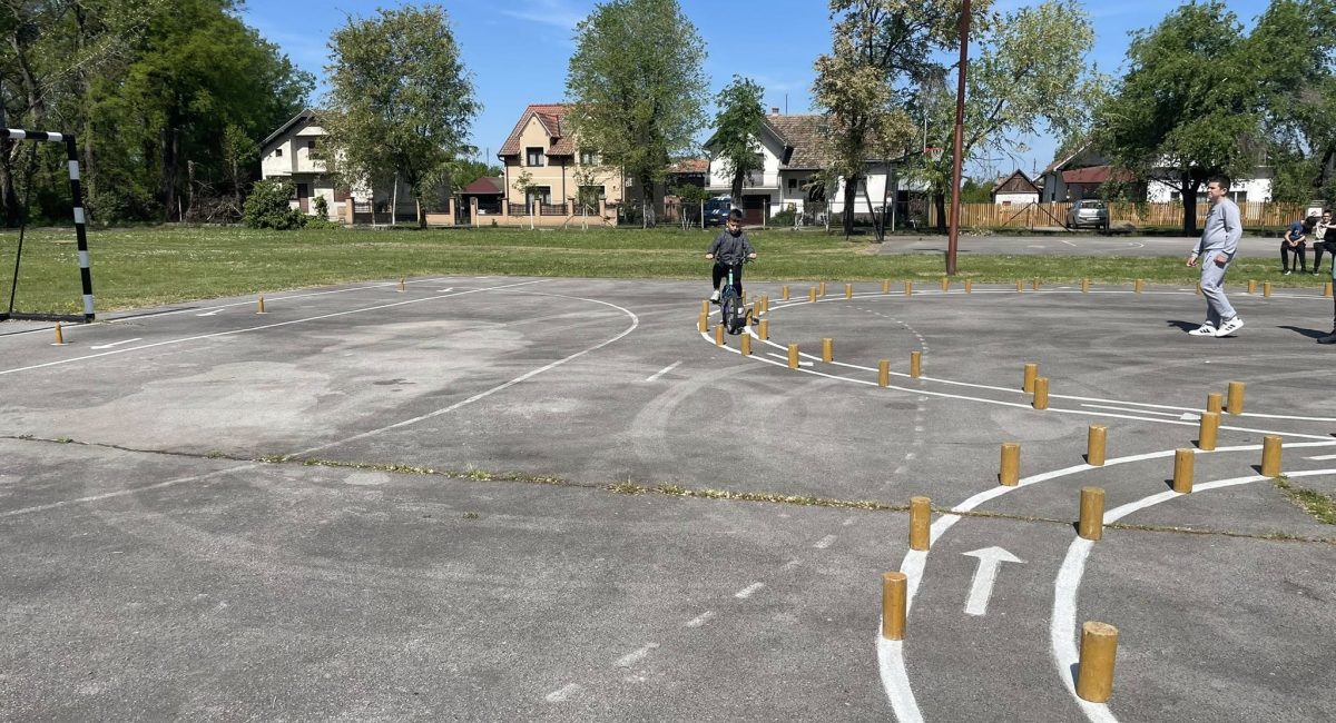 679961887_1424825189446890_2463754431513102596_n
